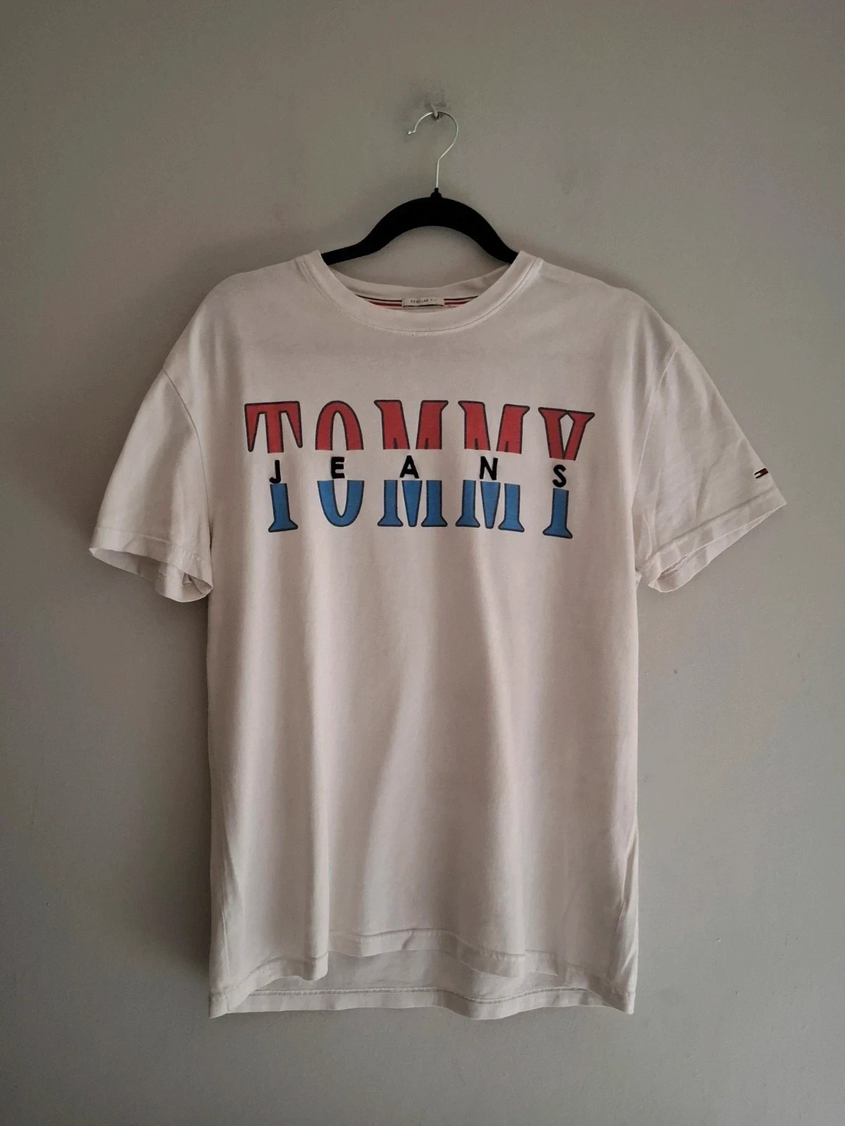Camiseta Tommy Jeans Blanca (Talla S)