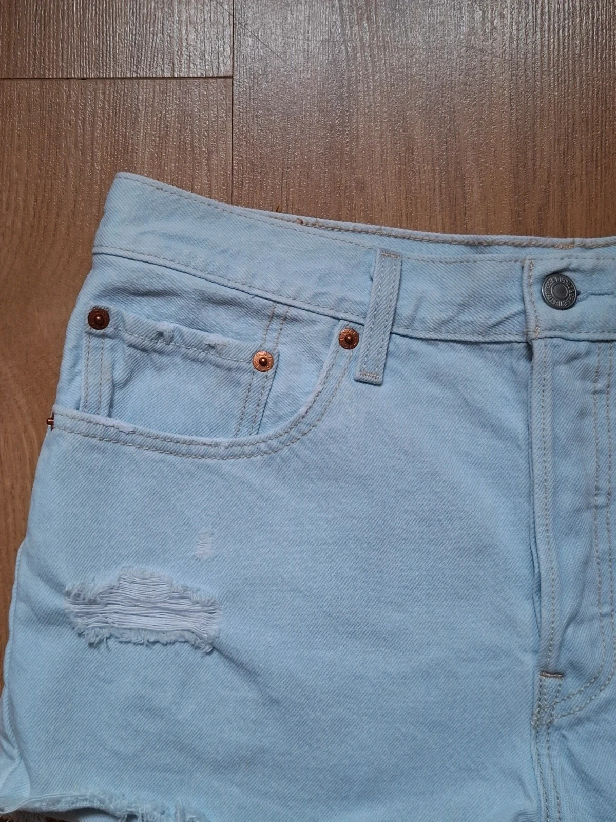 Shorts tejanos Levi's 501 deshilachados – Levi's – taille M / 38 / 10 2