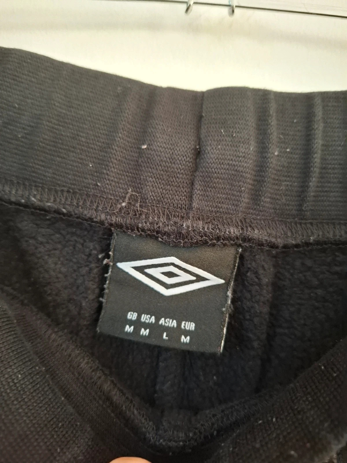 Pantalón de Chándal Umbro Negro (Talla M) – Umbro – taille M 3