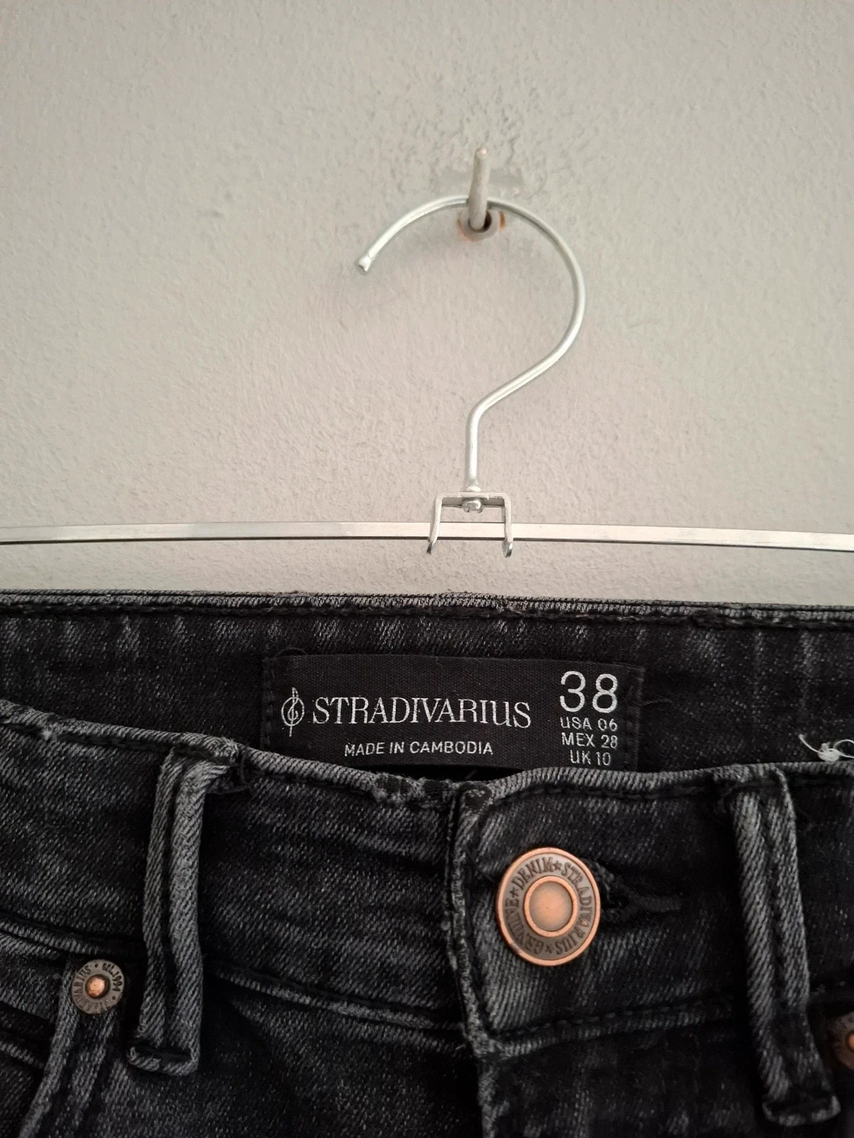 Vaqueros Stradivarius Negros D78 Flare / Campana - Talla 38 – Stradivarius – taille M / 38 / 10 3