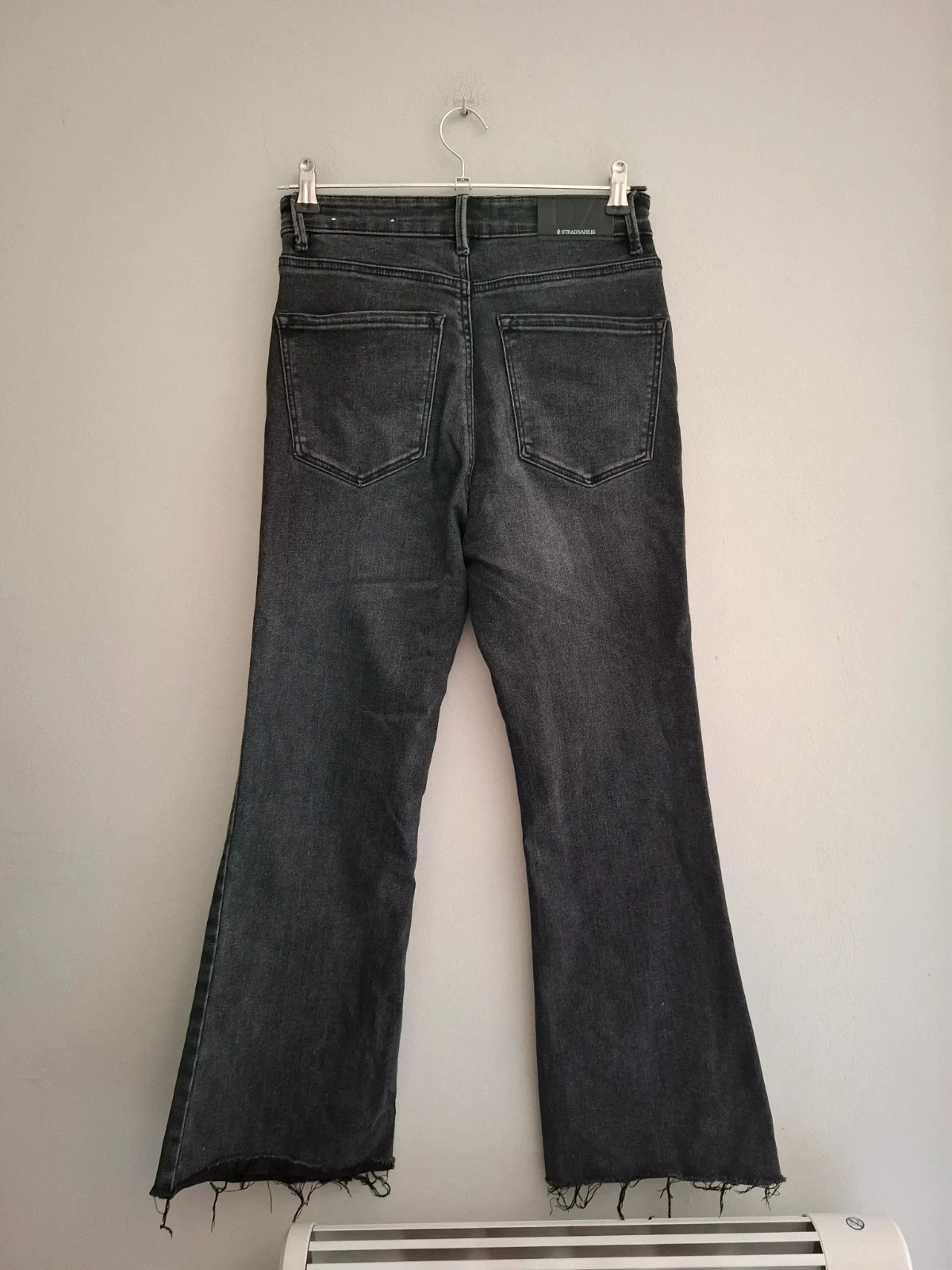 Vaqueros Stradivarius Negros D78 Flare / Campana - Talla 38 – Stradivarius – taille M / 38 / 10 4