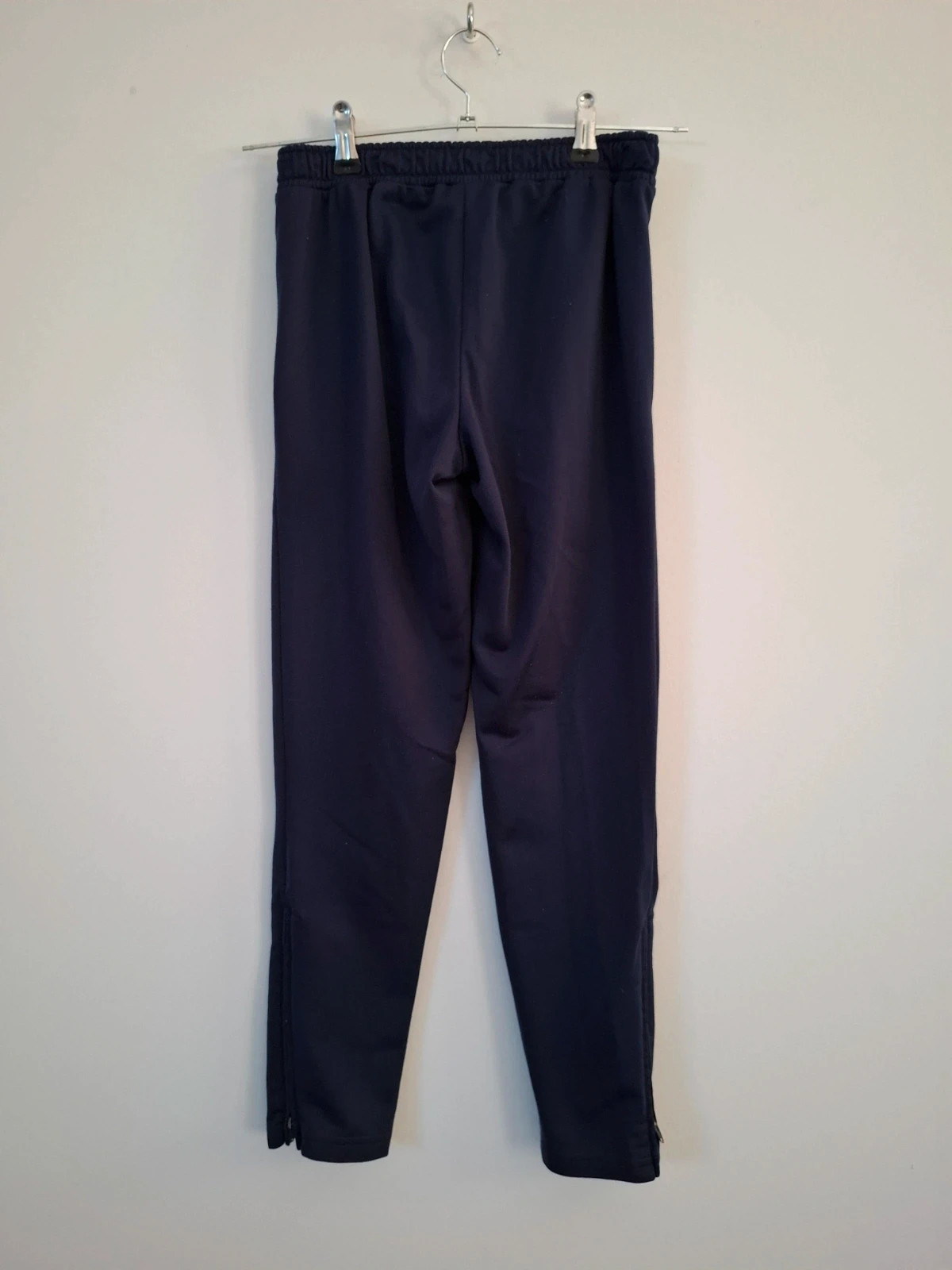 Pantalón de chándal PUMA azul marino (Talla 140) – Puma – taille 10 ans / 140 cm 5