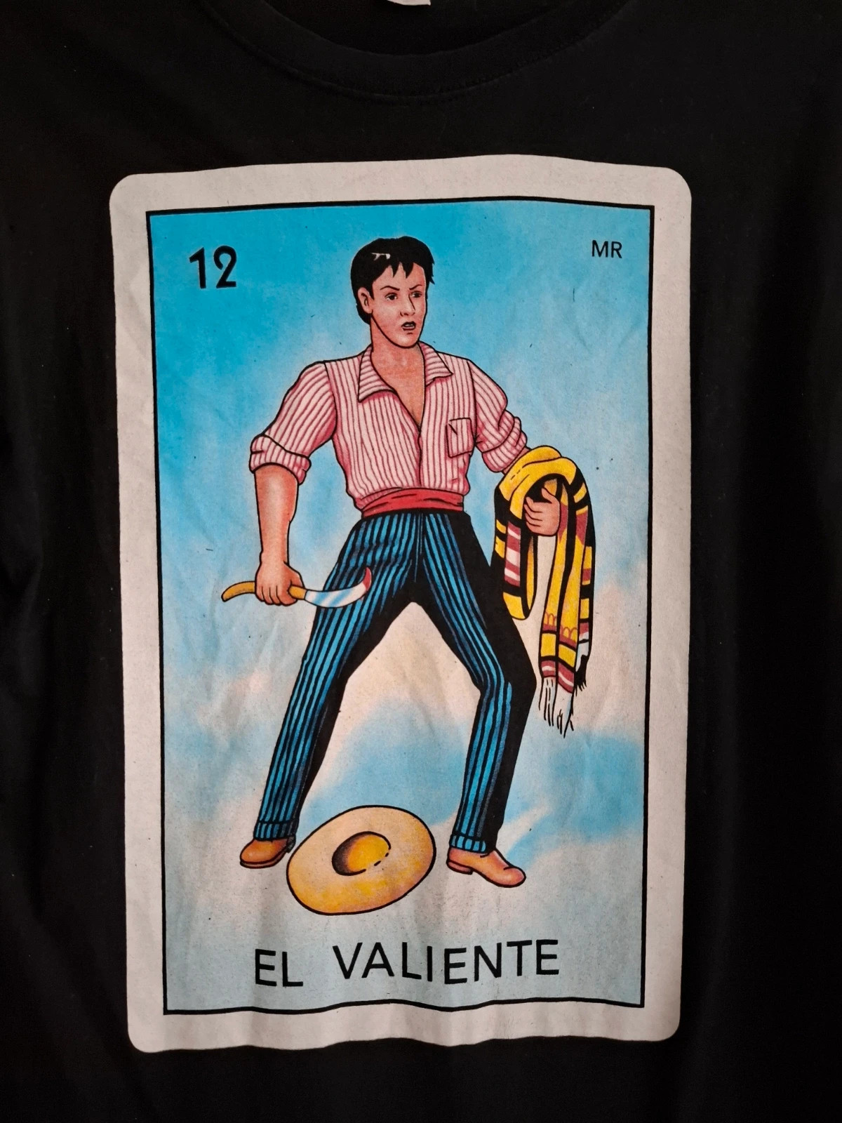 Camiseta Lotería Mexicana "El Valiente" 🃏 Negra Talla M – Fruit of the Loom – taille M 2
