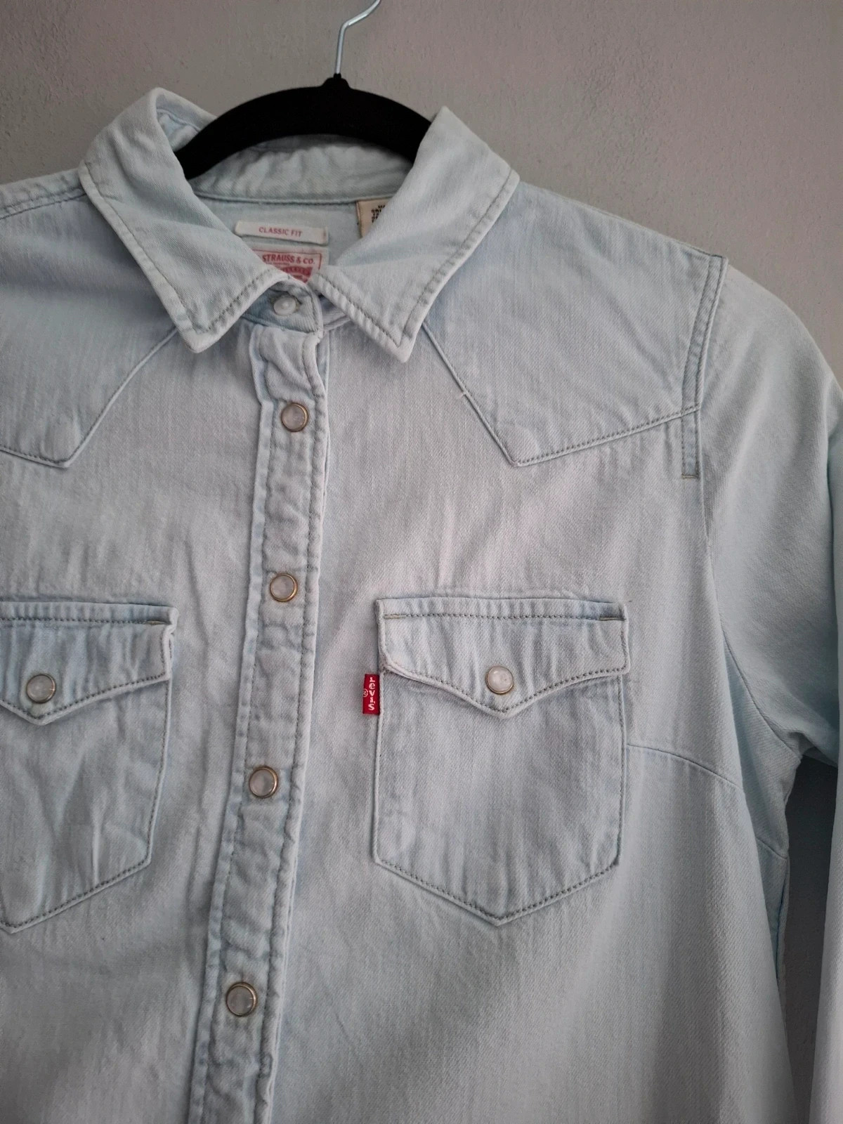 👔 Camisa Vaquera Levi's Classic Fit Azul Claro 💙 – Levi's – taille XS / 34 / 6 2