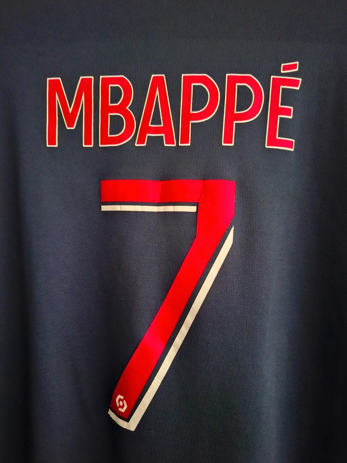 Camiseta PSG Mbappe #7 Talla S – Paris Saint-Germain – taille S / 36 / 8 4