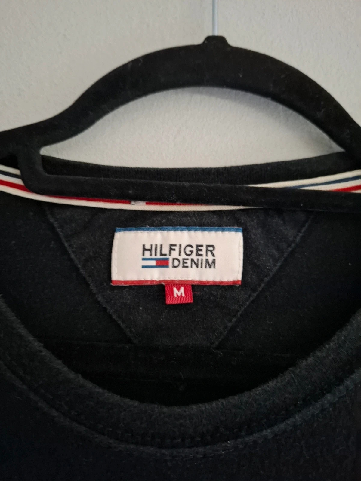 Camiseta negra Tommy Hilfiger Denim - Talla M – Tommy Hilfiger – taille M 3