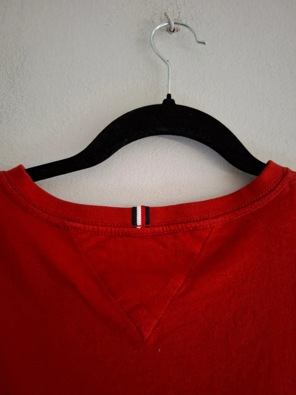 Camiseta Tommy Hilfiger Roja Básica Logo Bordado (Talla 176) – Tommy Hilfiger – taille 16 ans / 176 cm 5