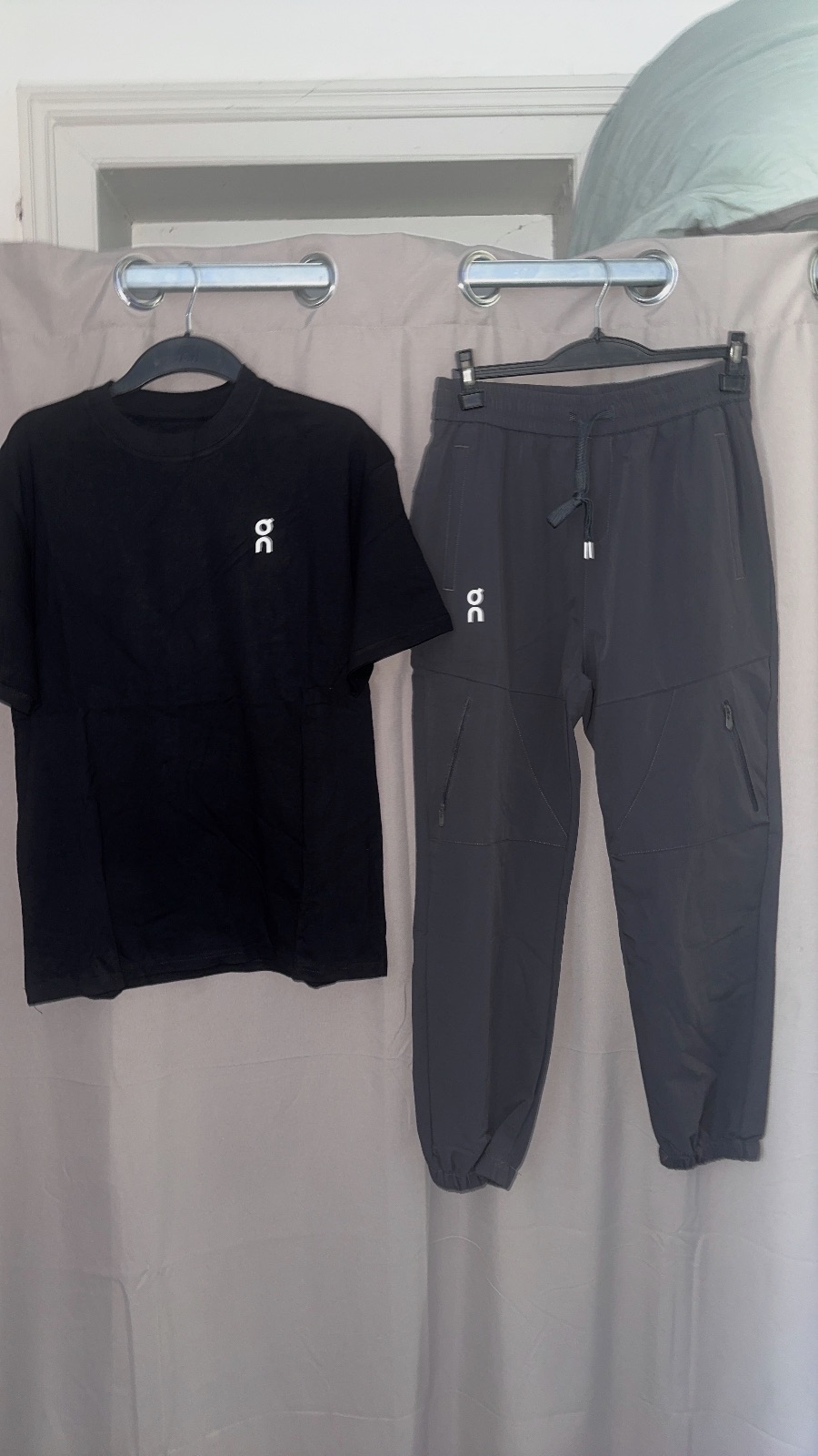 Veste ON/ ensemble On/ tee shirt ON – on – taille M 2