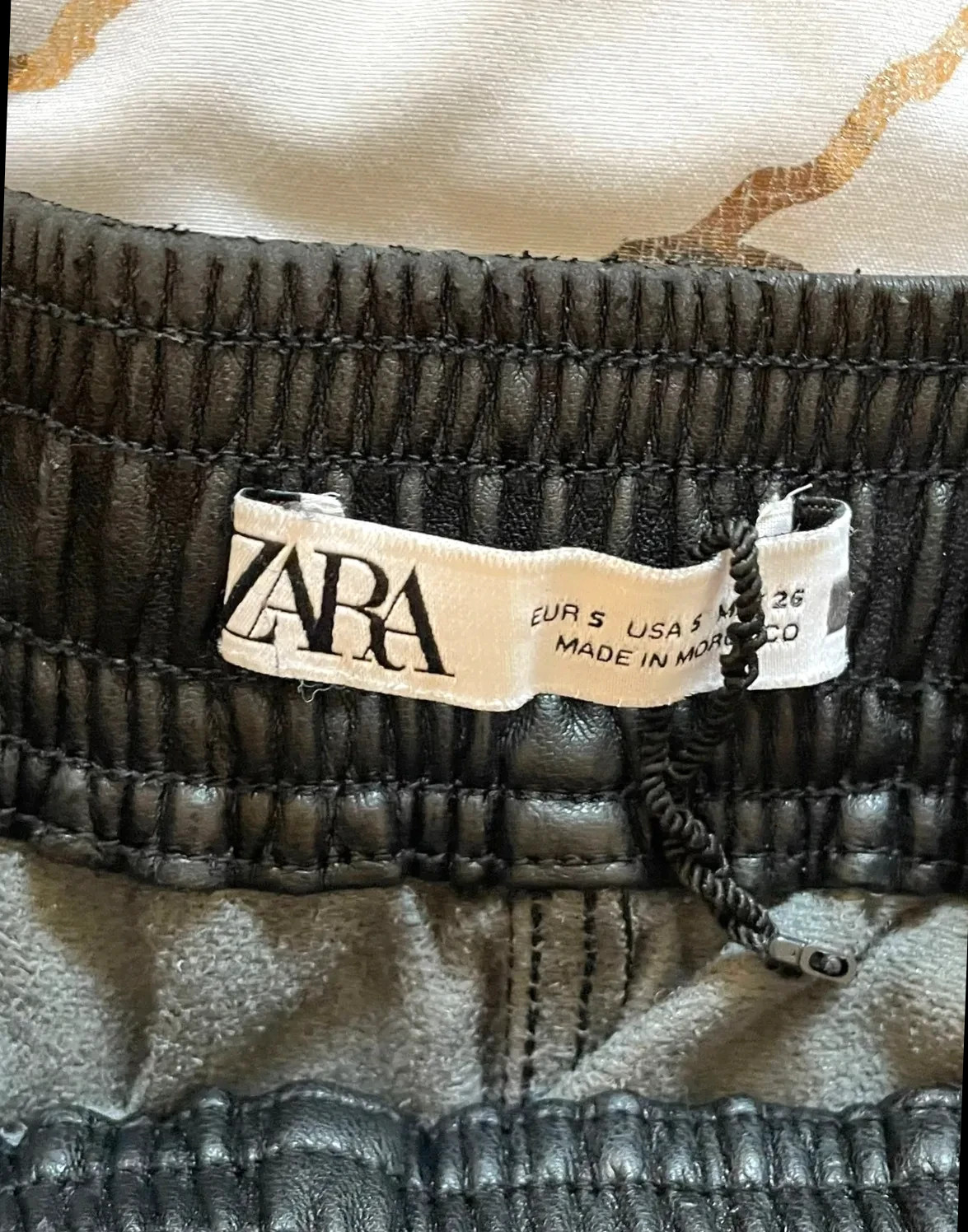 Pantalon en femme cuir Zara noir taille 36 – Zara – taille S / 36 / 8 3