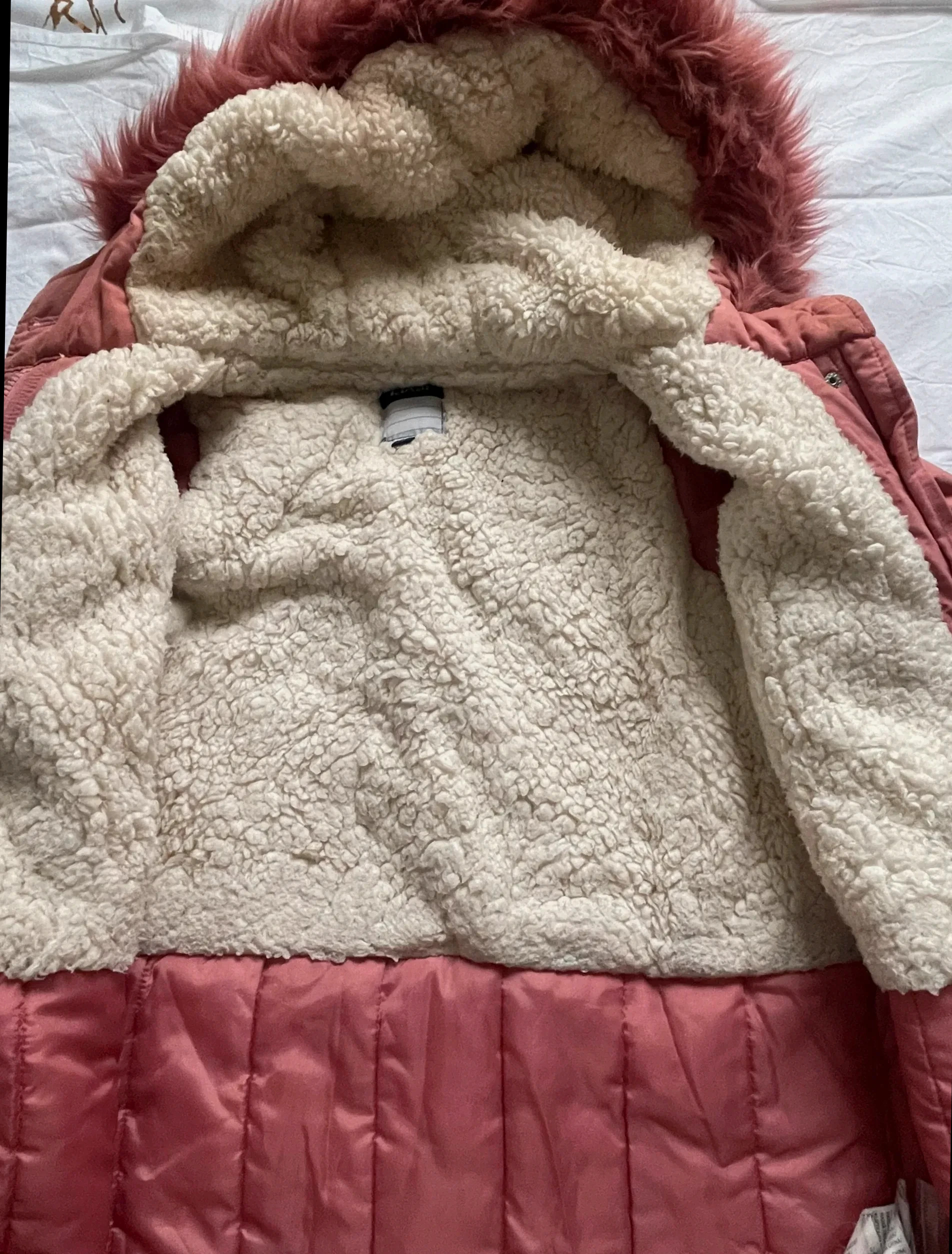 Parka avec Rose capuche pour Fille taille 12 ans intérieur fourré – Kiabi – taille 12 ans / 152 cm 2
