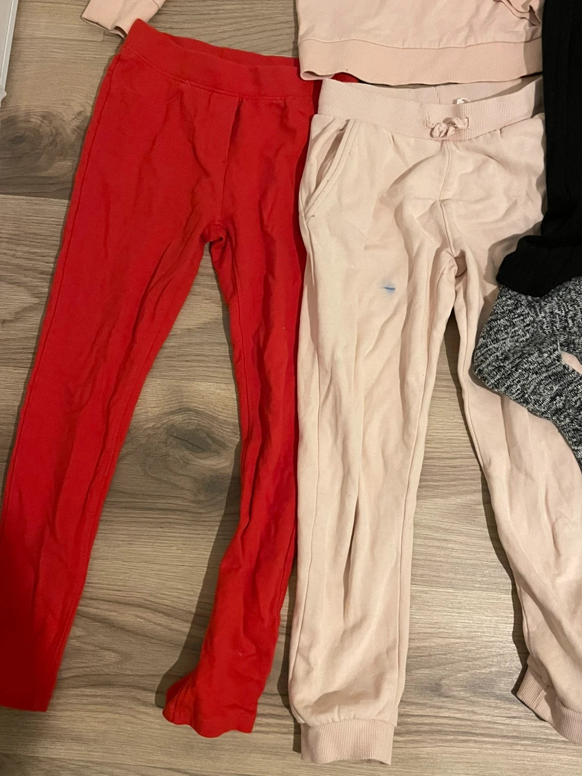 Lot vêtements fille 10 ans / adolescente, 7 pièces, Manches longues – Hiver printemps & mi-saison – taille 10 ans / 140 cm 2