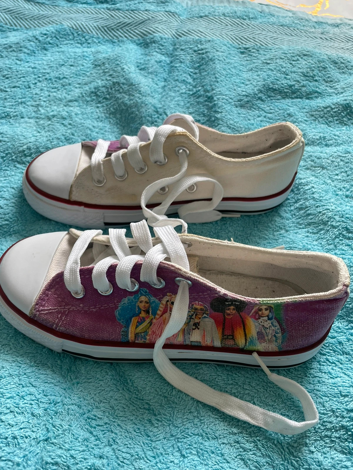 Chaussure fille à lacets, basket fille Barbie personnalisée, pointure 33