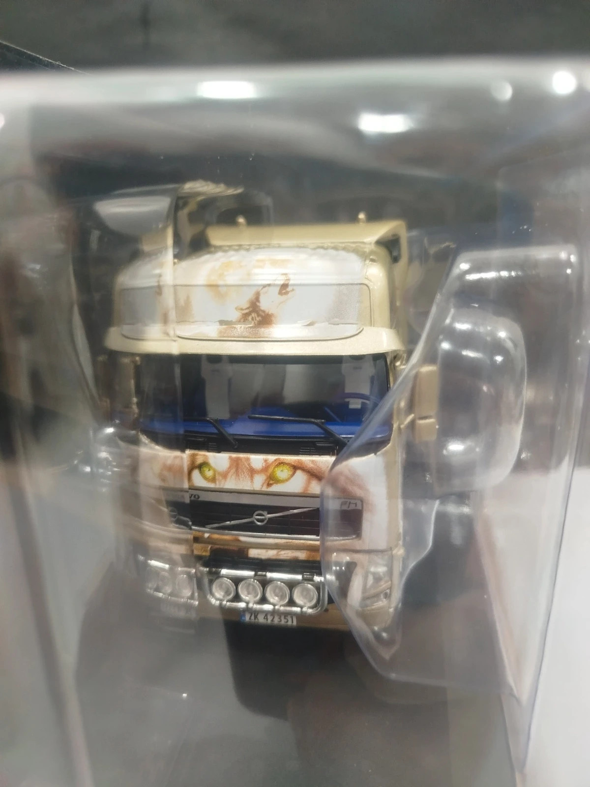 Camión Volvo FH16 - 2003. Escala 1/43 – Hachette – taille Taille unique 5