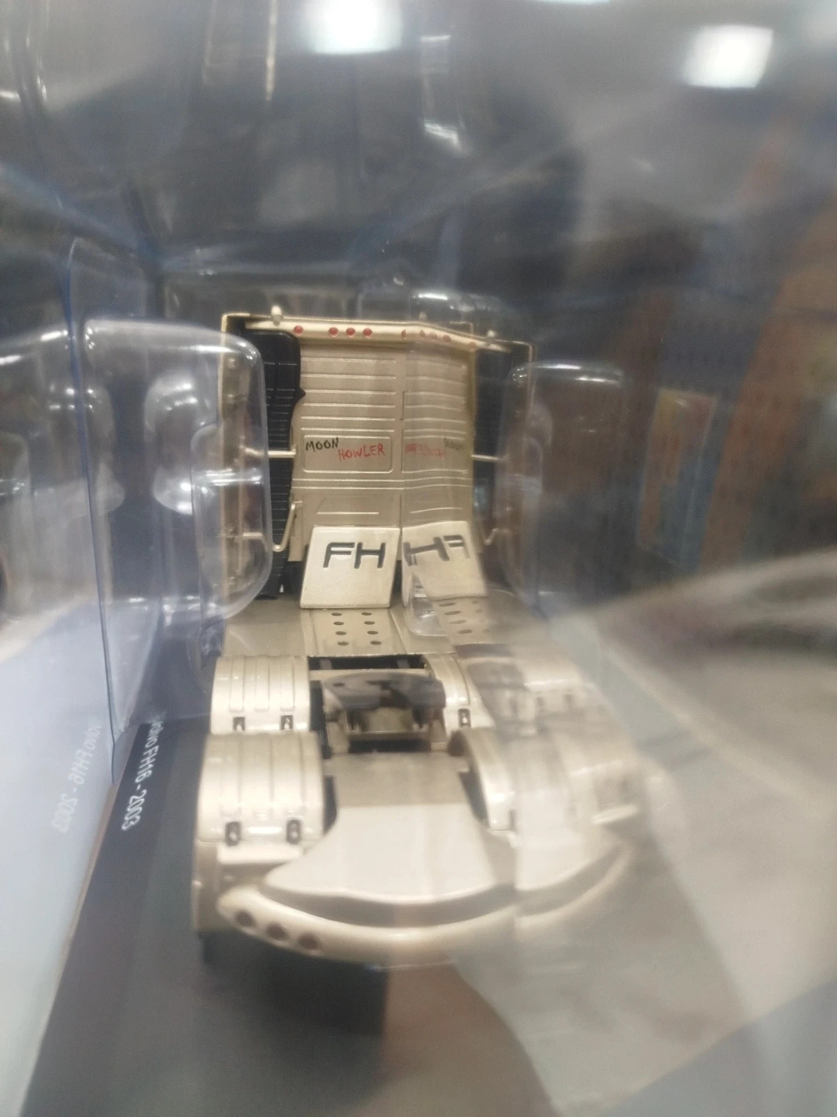 Camión Volvo FH16 - 2003. Escala 1/43 – Hachette – taille Taille unique 4