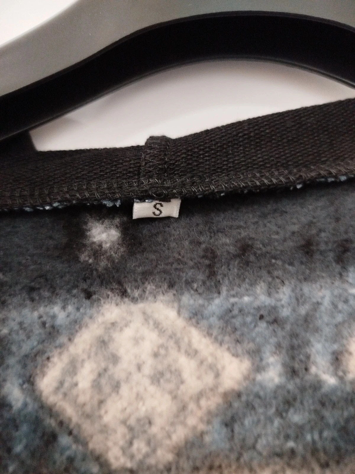Forro polar con botones y capucha. – Polar – taille S / 36 / 8 3