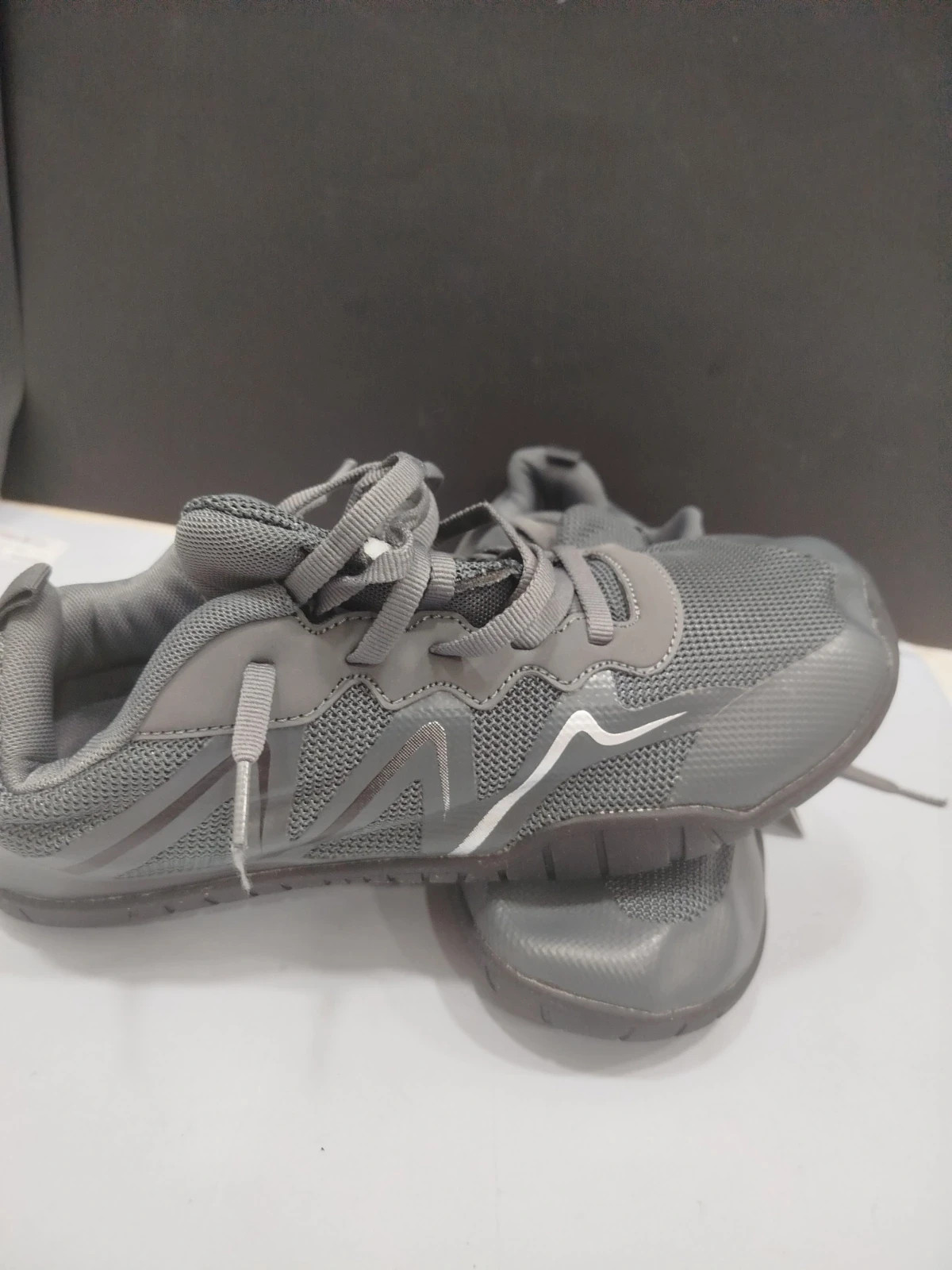 Zapatos de suela blanda deportivo – taille 41 2