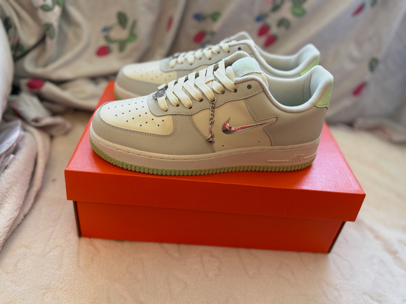 Zapatillas Nike Air Force 1 Low con caja – Nike – taille EU 41 3
