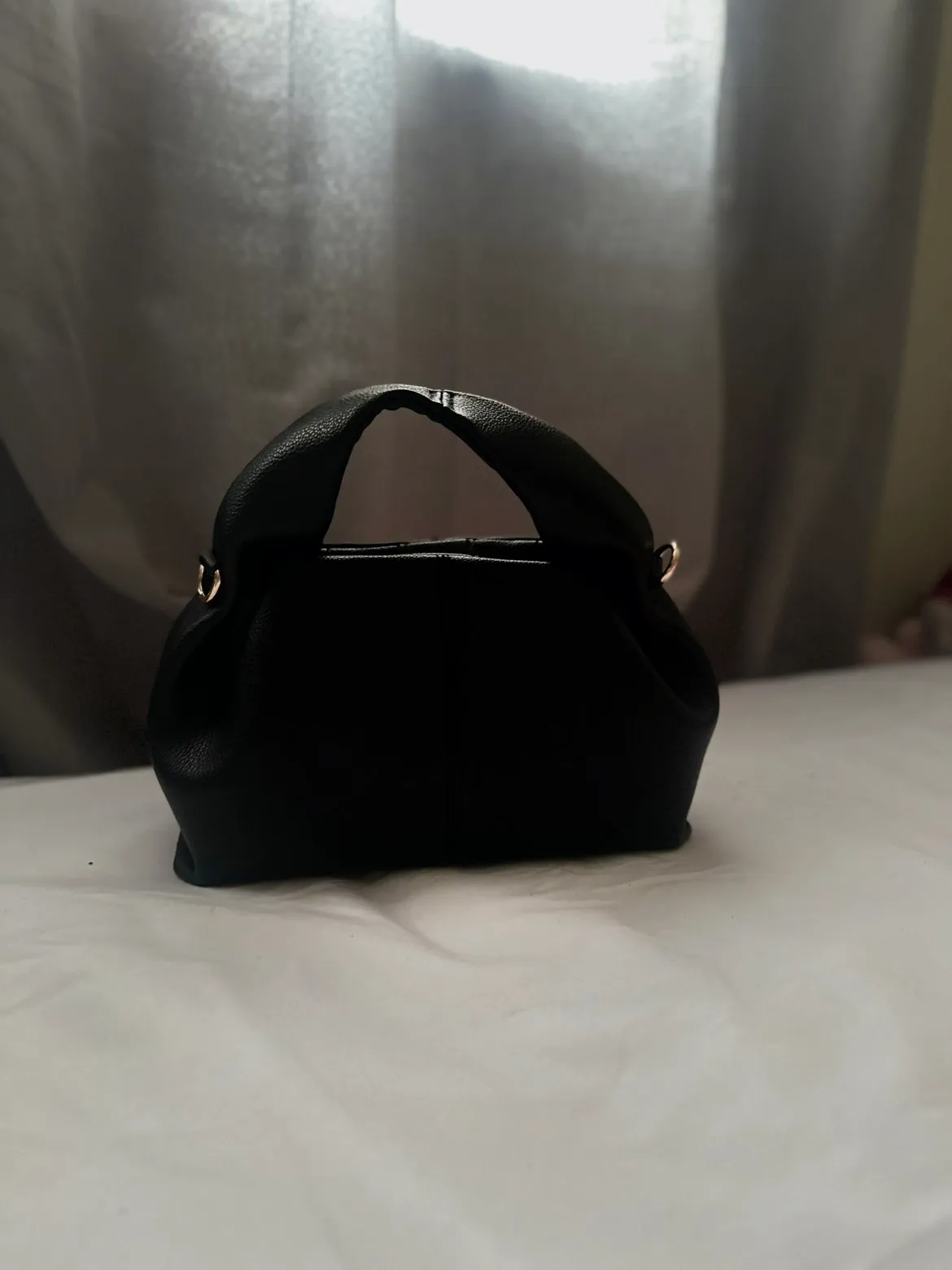 Sac à main noir en similicuir texturé – Numéro 9 mini – taille Taille unique 3