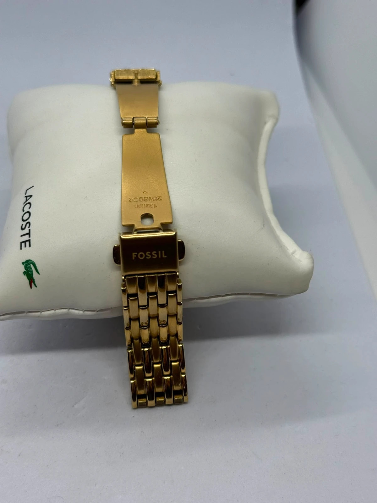 Montre Fossil dorée cadran rectangulaire /Style vintage & chic – Fossil – taille 30–38 mm 4