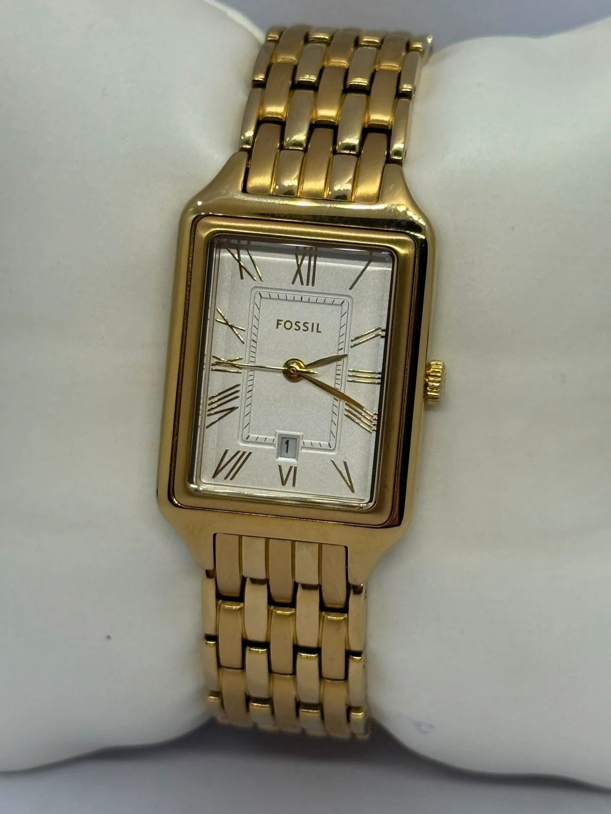 Montre Fossil dorée cadran rectangulaire /Style vintage & chic – Fossil – taille 30–38 mm 3