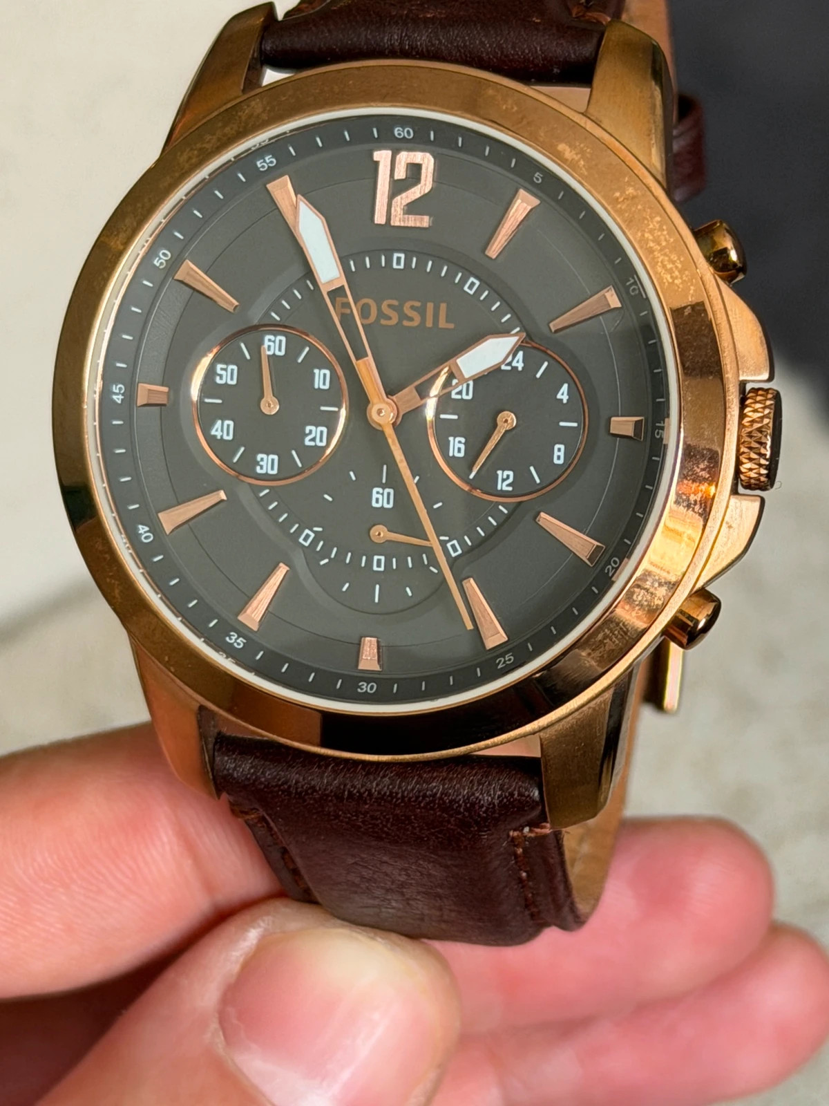 Montre homme Fossil Chronographe (FS4648) Cuir marron & Doré rosé – Fossil – taille 43–46 mm 4