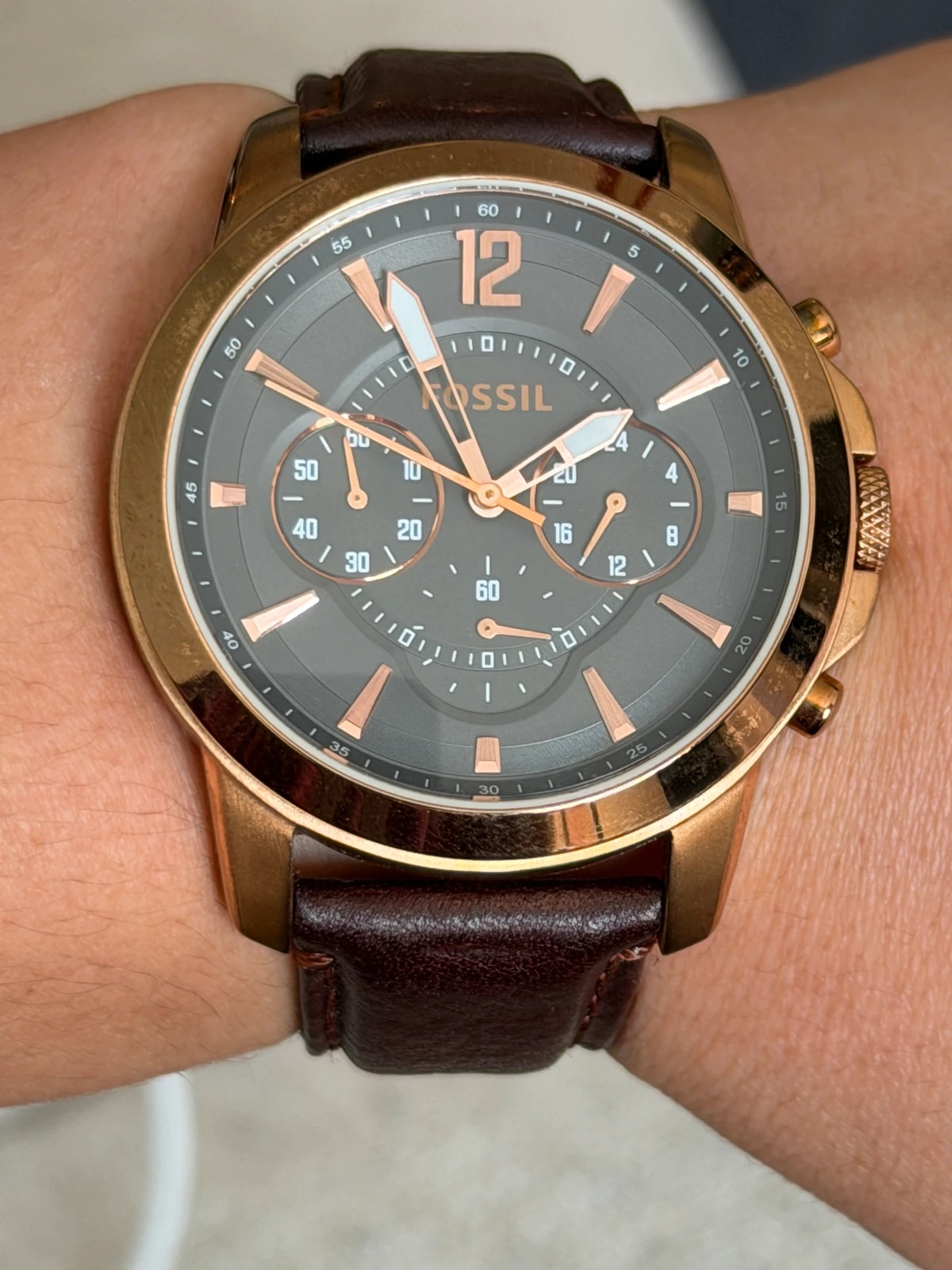 Montre homme Fossil Chronographe (FS4648) Cuir marron & Doré rosé – Fossil – taille 43–46 mm 3