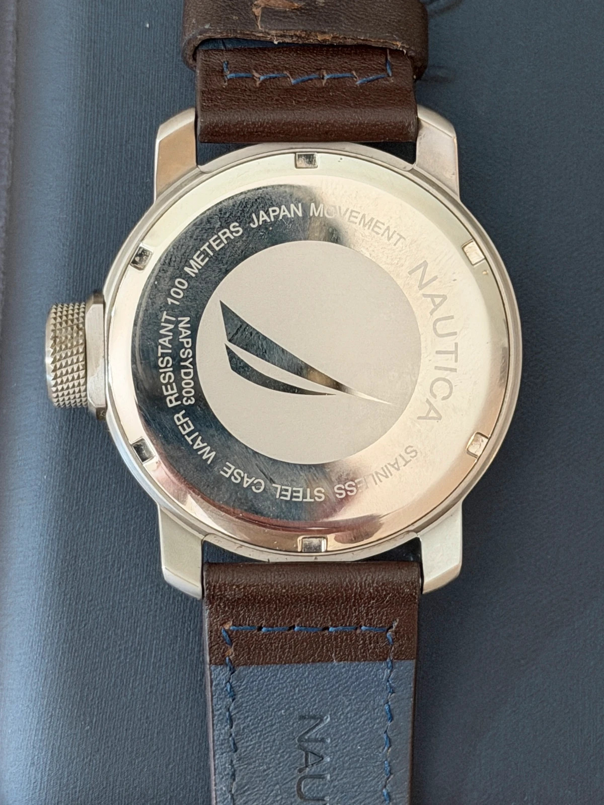 Montre homme Nautica originale, Bracelet cuir marron État impeccable – Nautica – taille 43–46 mm 5