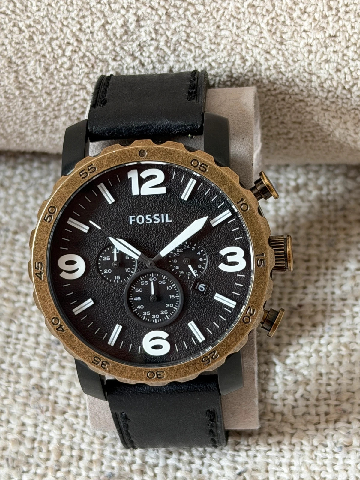 Montre Chronographe Fossil Homme - Boîtier Bronze & Bracelet Cuir Noir - État Excellent – Fossil – taille 47 mm et plus 2