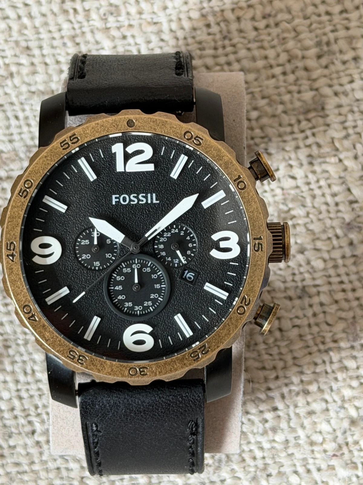 Montre Chronographe Fossil Homme - Boîtier Bronze & Bracelet Cuir Noir - État Excellent – Fossil – taille 47 mm et plus 3