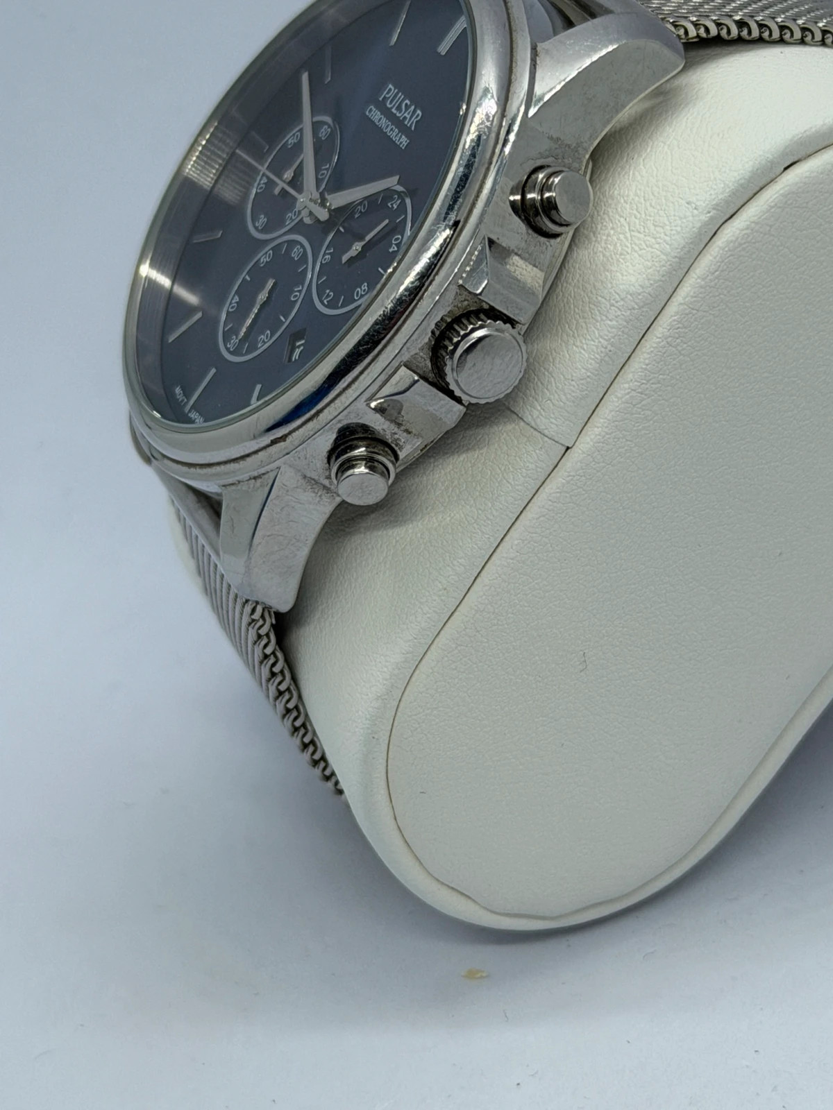Montre Chronographe Pulsar – Cadran Bleu Nuit & Bracelet Milanais – Pulsar – taille 43–46 mm 4