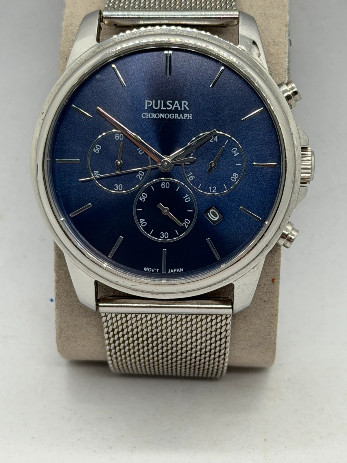 Montre Chronographe Pulsar – Cadran Bleu Solé d'un Magnifique Effet & Bracelet Maille Milanaise – Pulsar – taille 43–46 mm 3