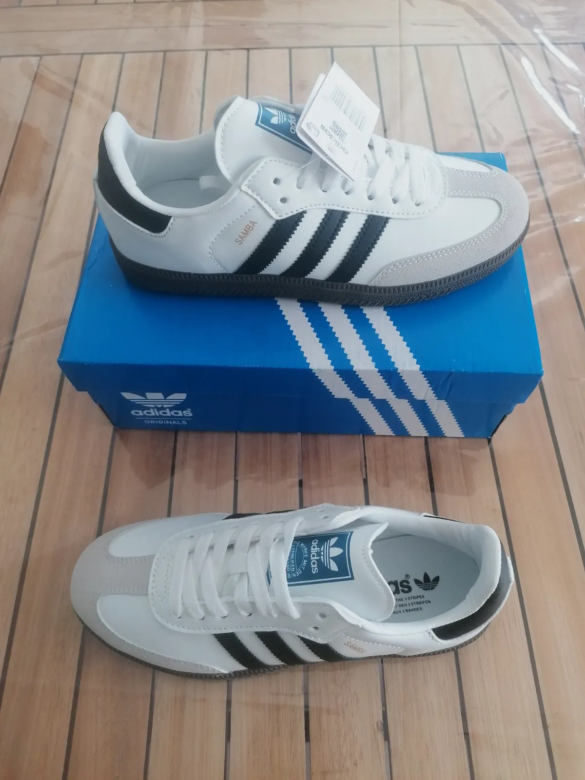 Baskets Adidas Samba blanches et noires – Adidas – taille EU 38 2