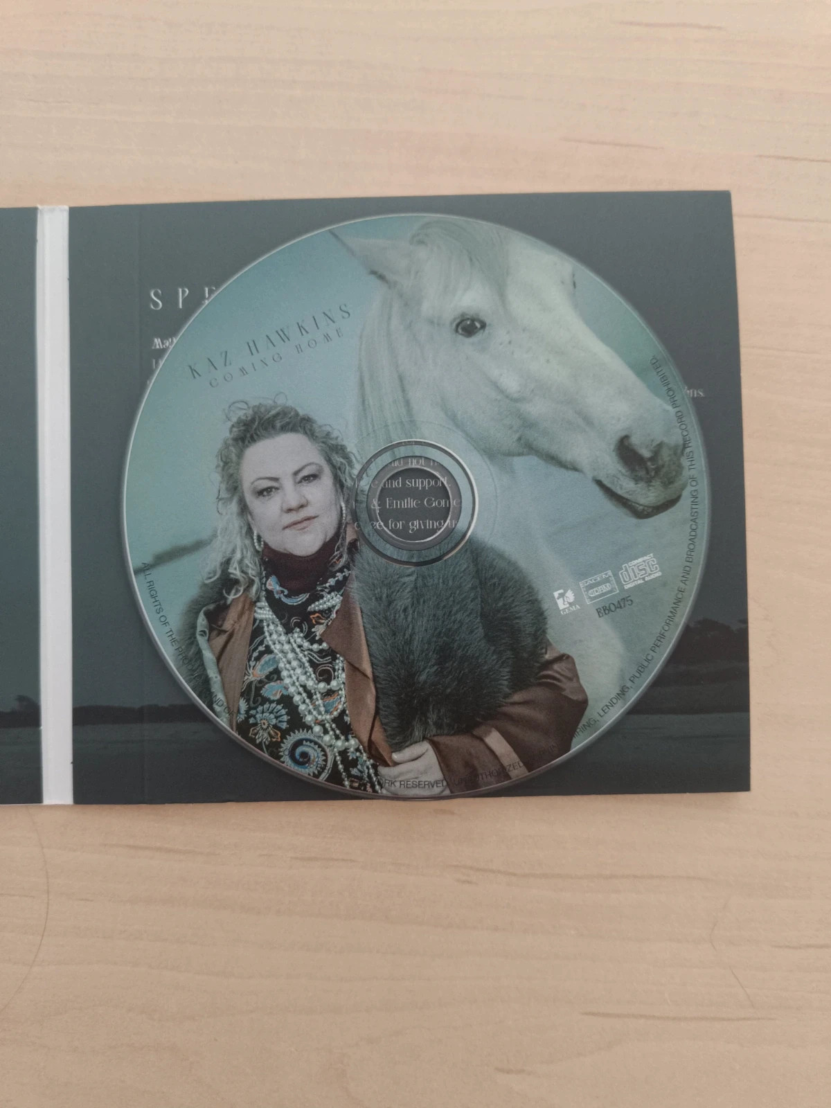Kaz Hawkins - Coming home - cd – Kaz Hawkins 4