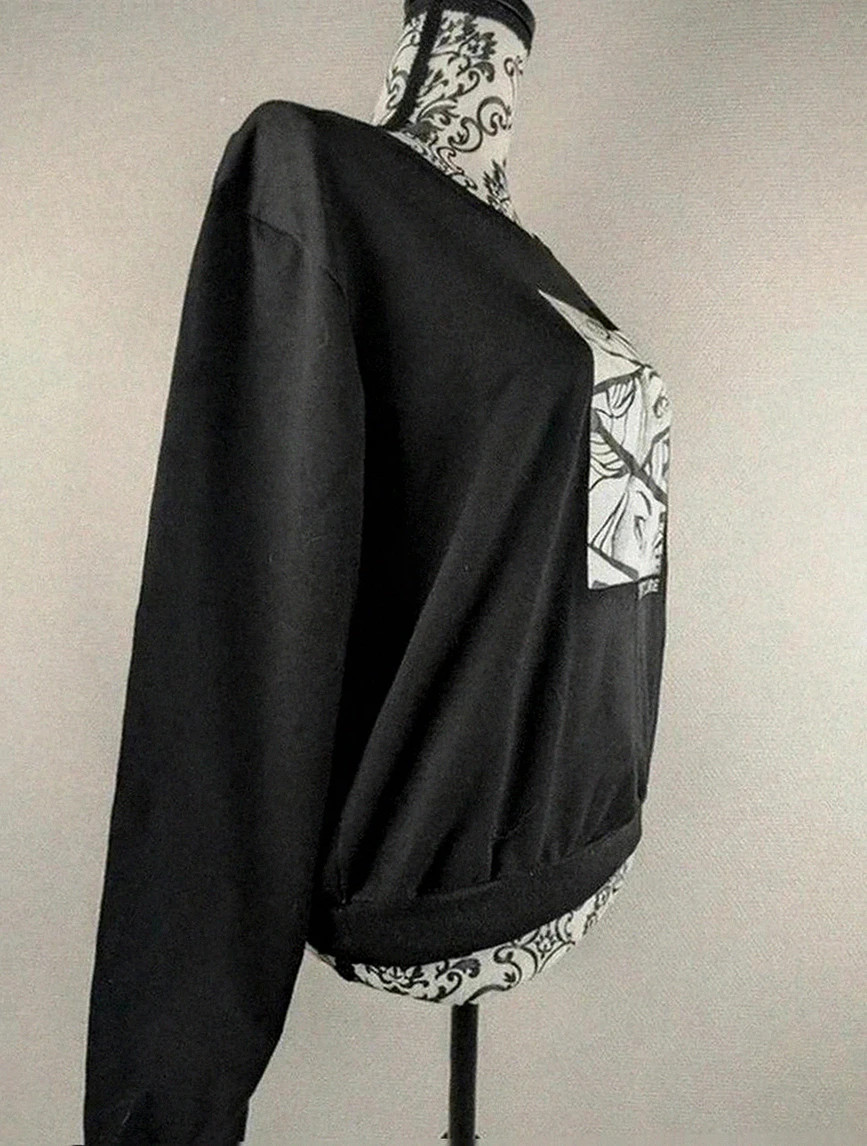 Sweat noir imprimé graphique “I don’t care” taille M vintage dressing imprimé artistique Pop art – Vintage Dressing – taille M / 38 / 10 3