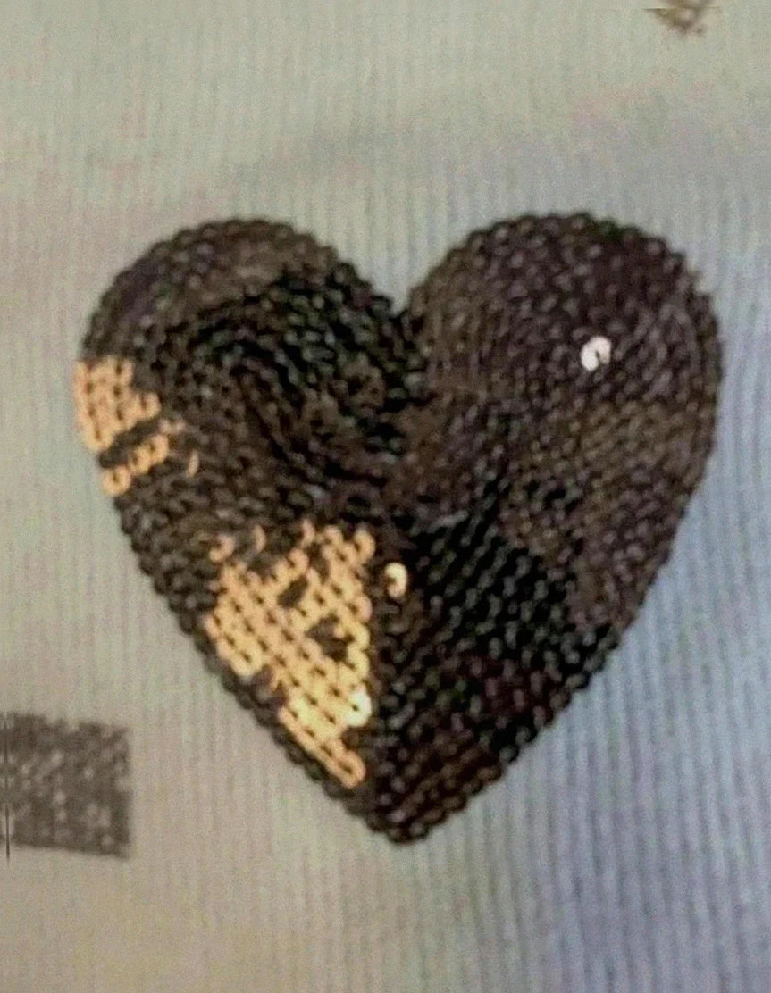 Sweat Esprit beige inscrition love sequins – Esprit – taille M / 38 / 10 2