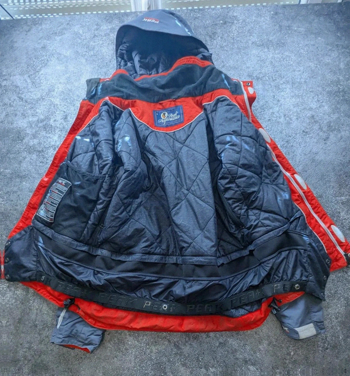 Veste ski Peak Performance HIPE Edge J rétro snowboard gorpcore – M – Peak Performance – taille M 4