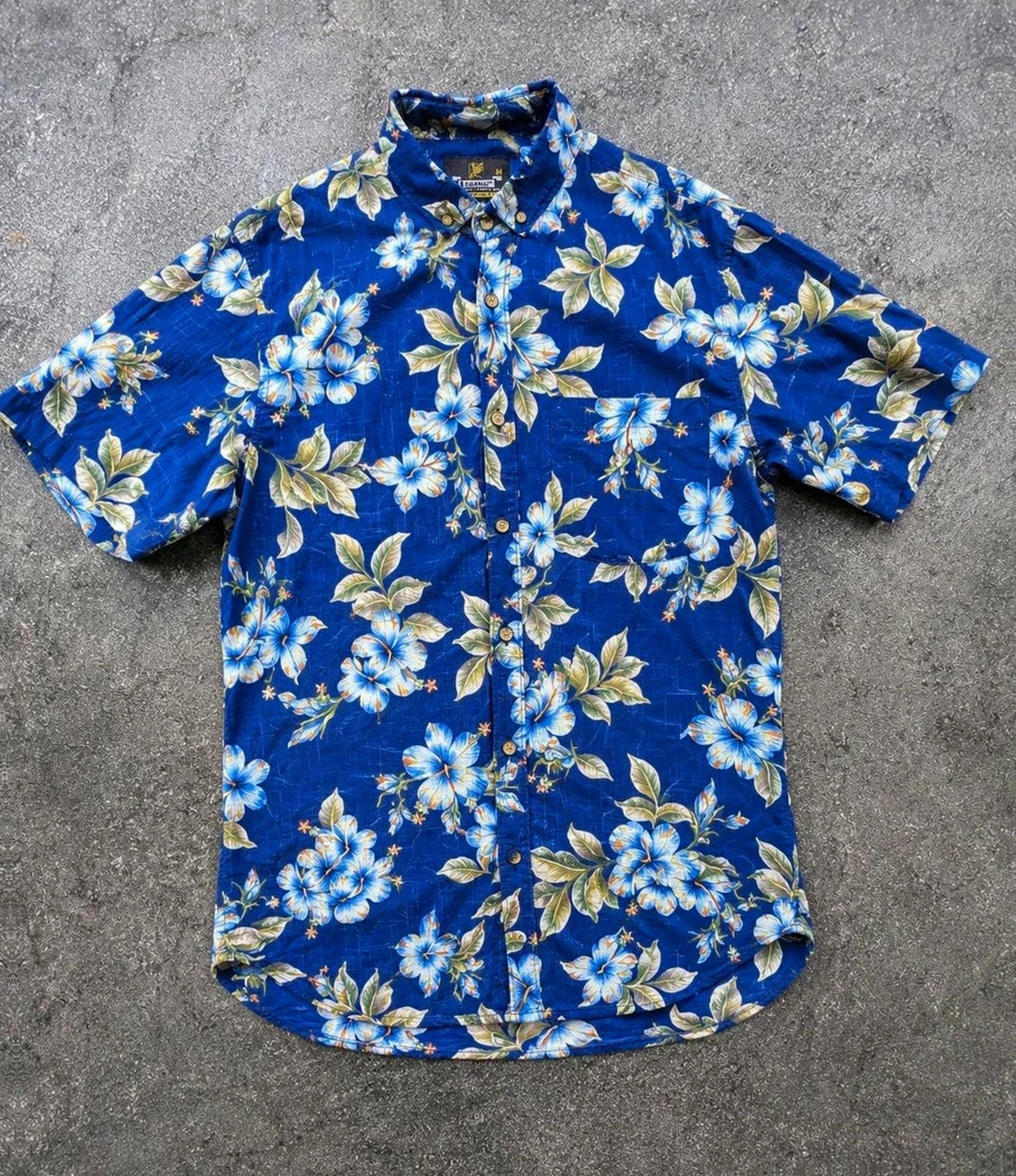 Chemise hawaïenne Legand vintage floral bleu hibiscus viscose fluide beachwear M vintage dressing – Vintage Dressing – taille M