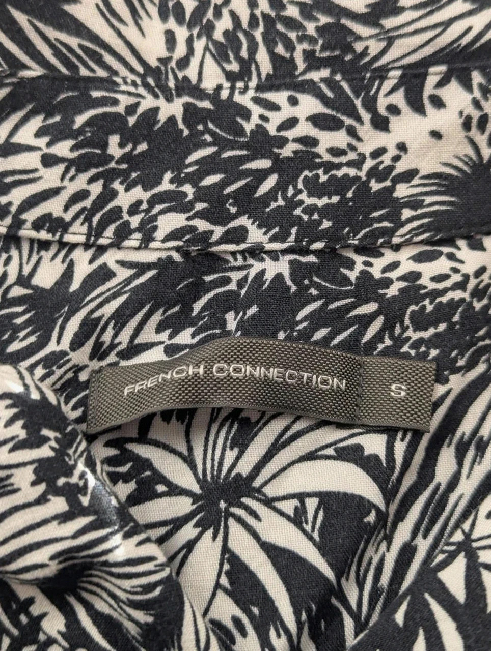 French Connection Chemise Hawaïenne Tropicale 100% Viscose Homme Taille S Resort Vacances – French Connection – taille S 3