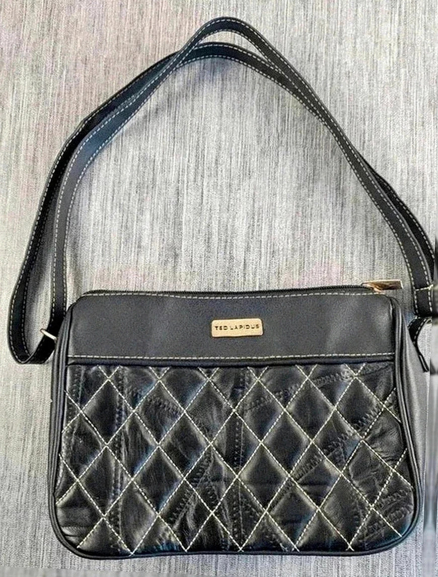 Sac bandoulière Ted Lapidus noir effet matelassé – style Y2K
