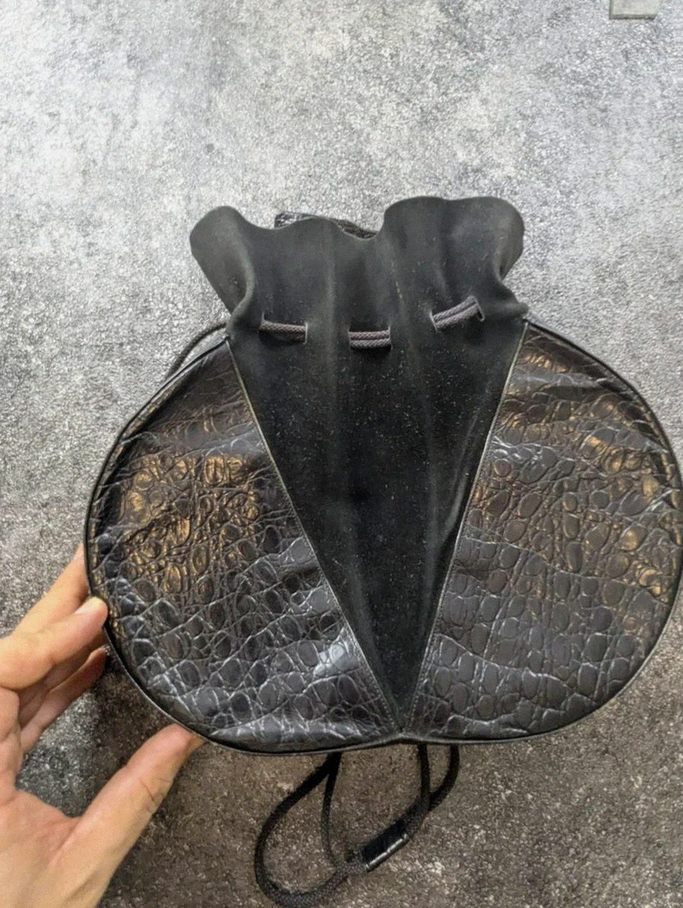 Sac à main vintage Xavier Danaud Paris Made in France – noir façon croco – sac créateur rétro rare – Xavier Danaud 3