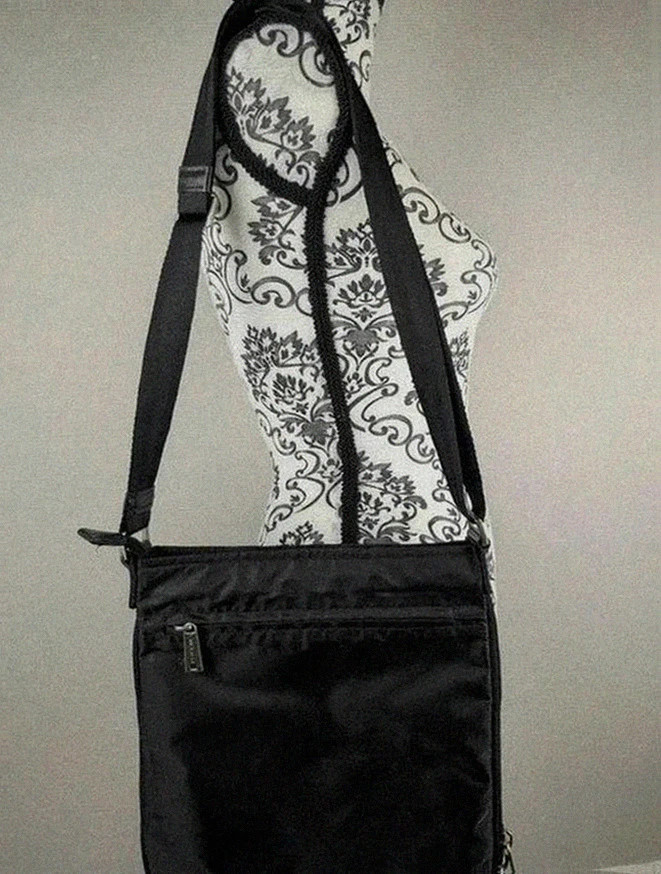 Sac bandoulière Lancaster Paris noir compact et pratique mixte – Lancaster 3