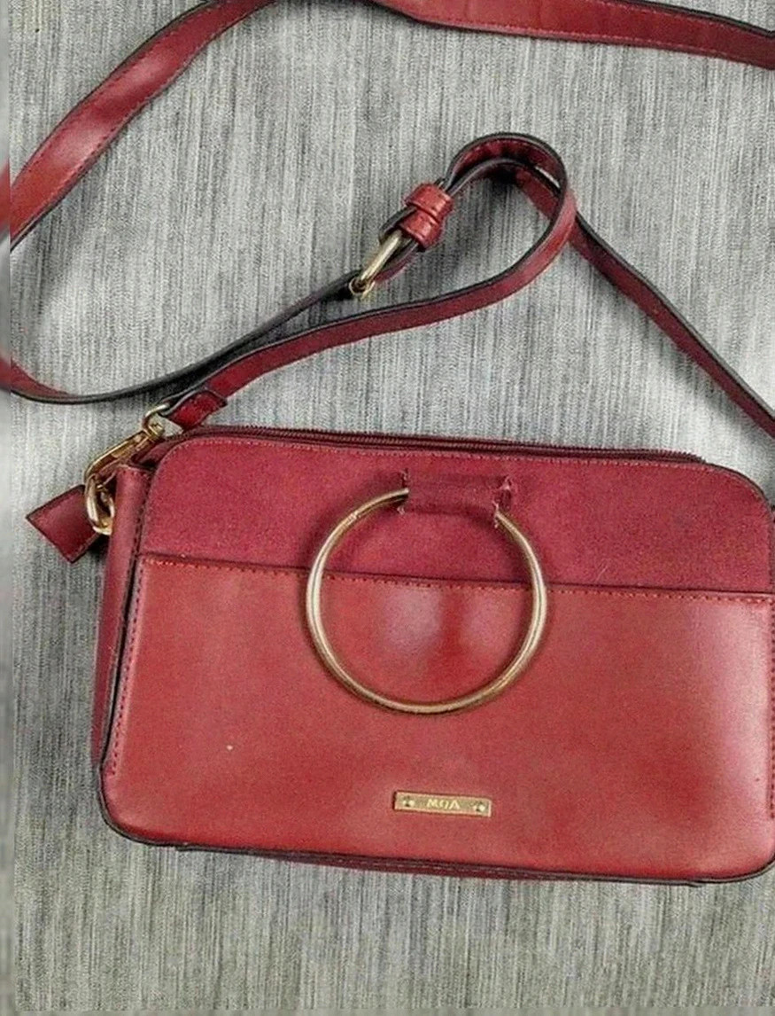 Sac bandoulière Moa – Rouge Bordeaux, détails dorés – Moa 2