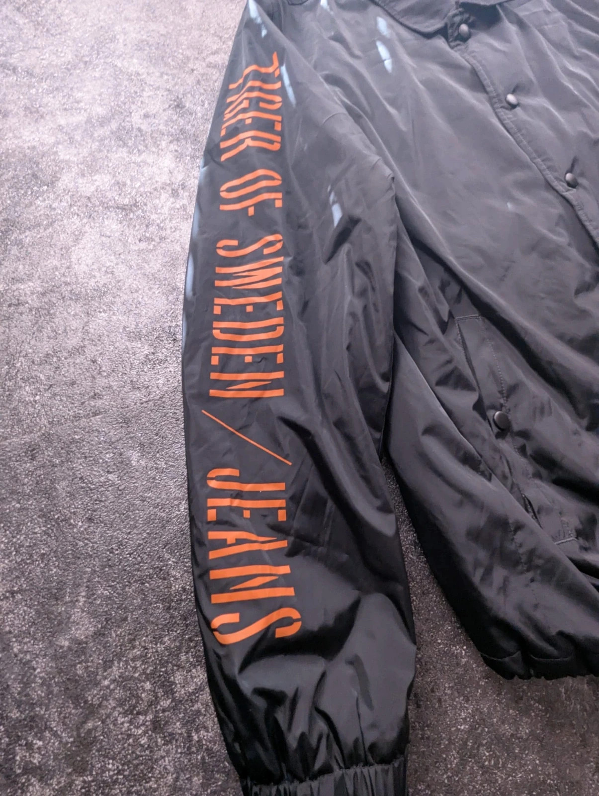 Tiger of Sweden Jeans BENCH – Coach Jacket noire matelassée Streetwear L – Tiger of Sweden – taille L 3