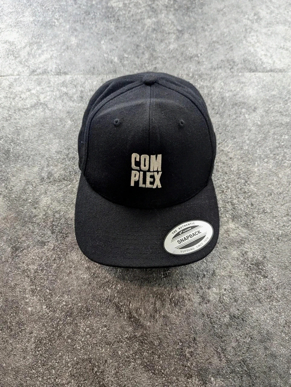 Casquette snapback Yupoong “complex” noire streetwear broderie – The Classics – taille Taille unique 2