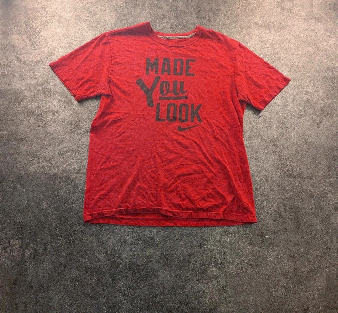 t shirt nike rouge made you look swoosh streetwear taille M vintage – Nike – taille M