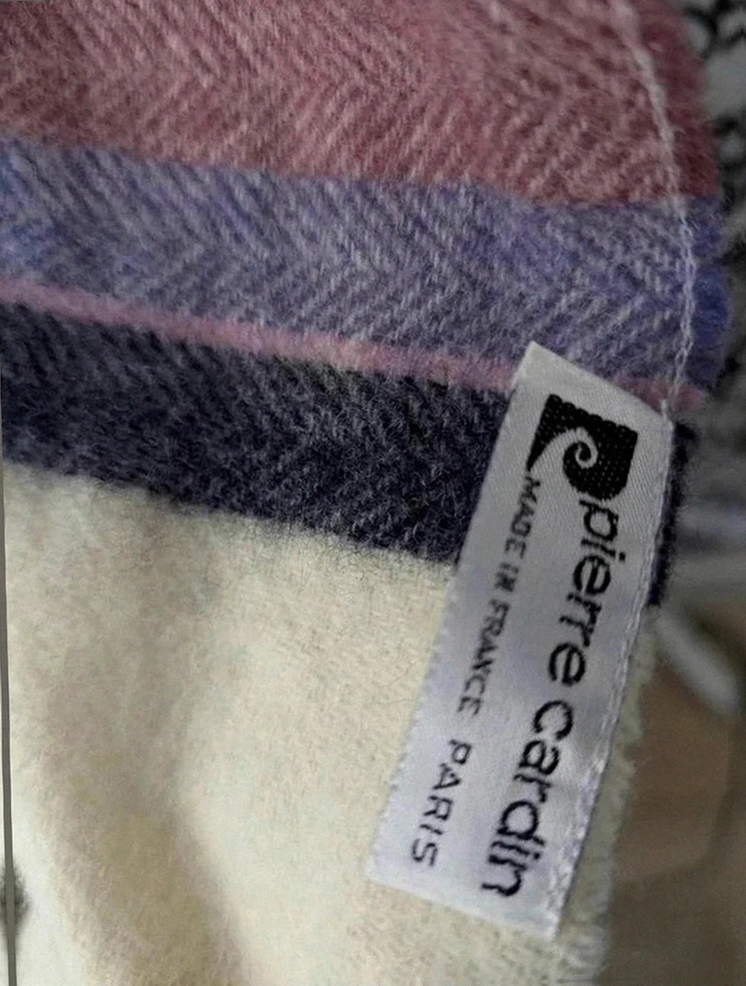 Écharpe Pierre Cardin Paris vintage rayée – élégante & extra douce – idée cadeau NoëlMixte – Pierre Cardin 3