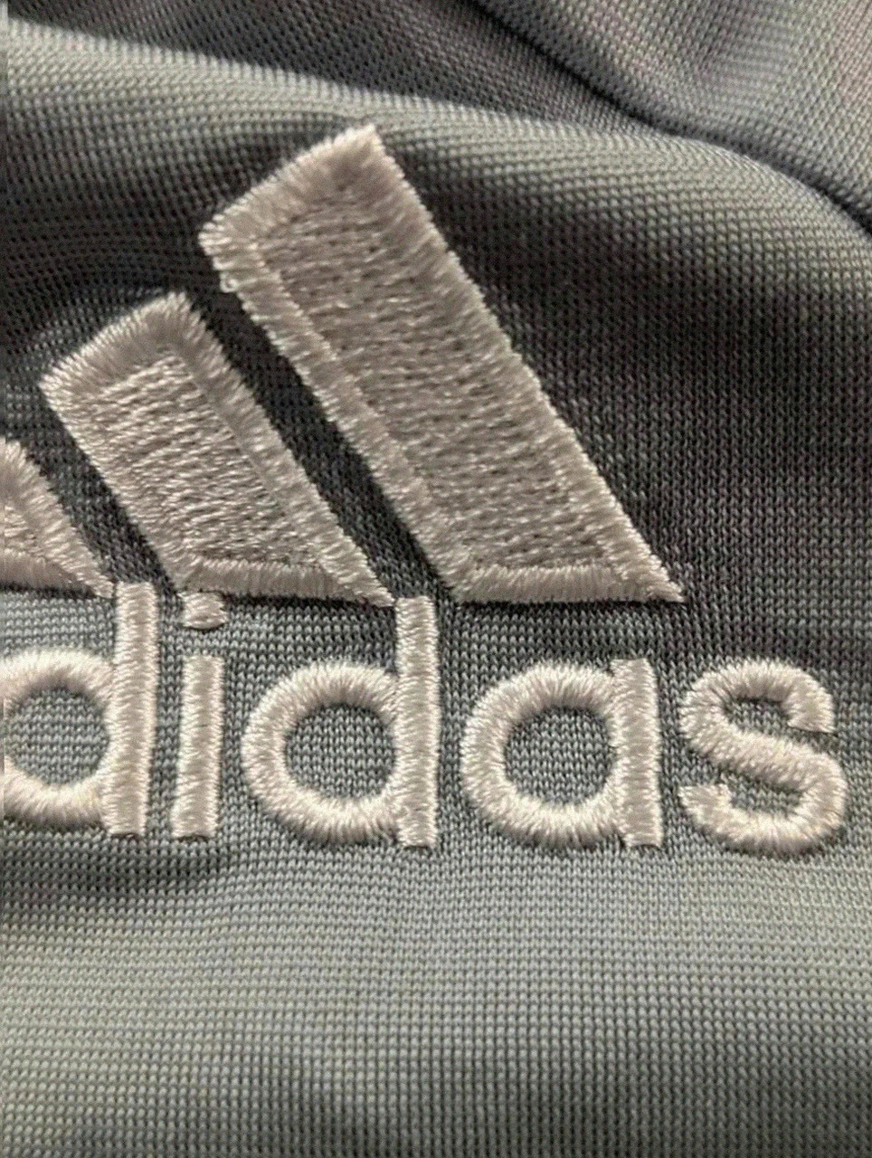 Veste adidas track jacket vintage grise noir zip full 3 bandes sport streetwear Y2K L – adidas – taille L 3