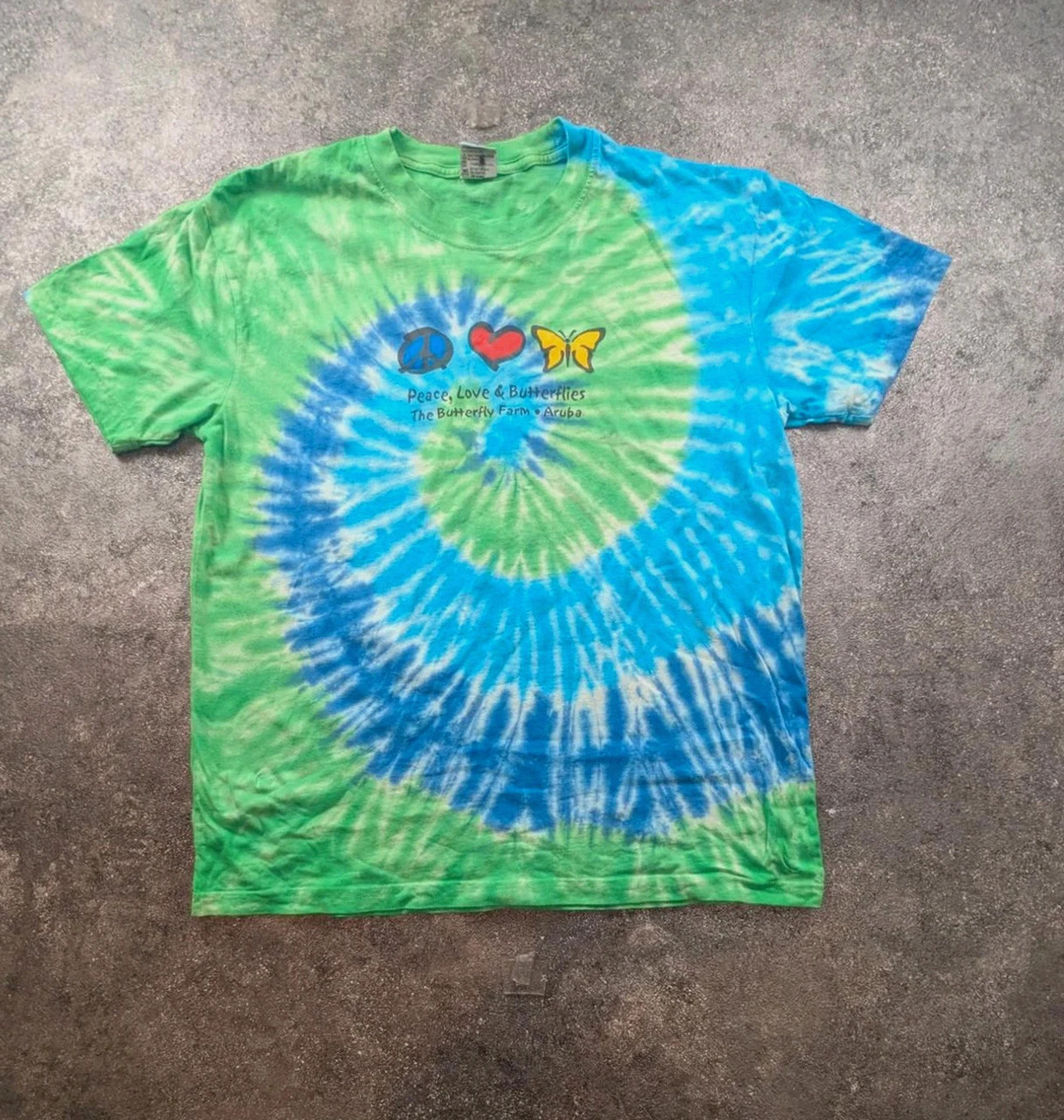 T-shirt Artforms Peace Love & Butterflies tie dye Aruba hippie festival surf Y2K L – Vintage Dressing – taille L 2