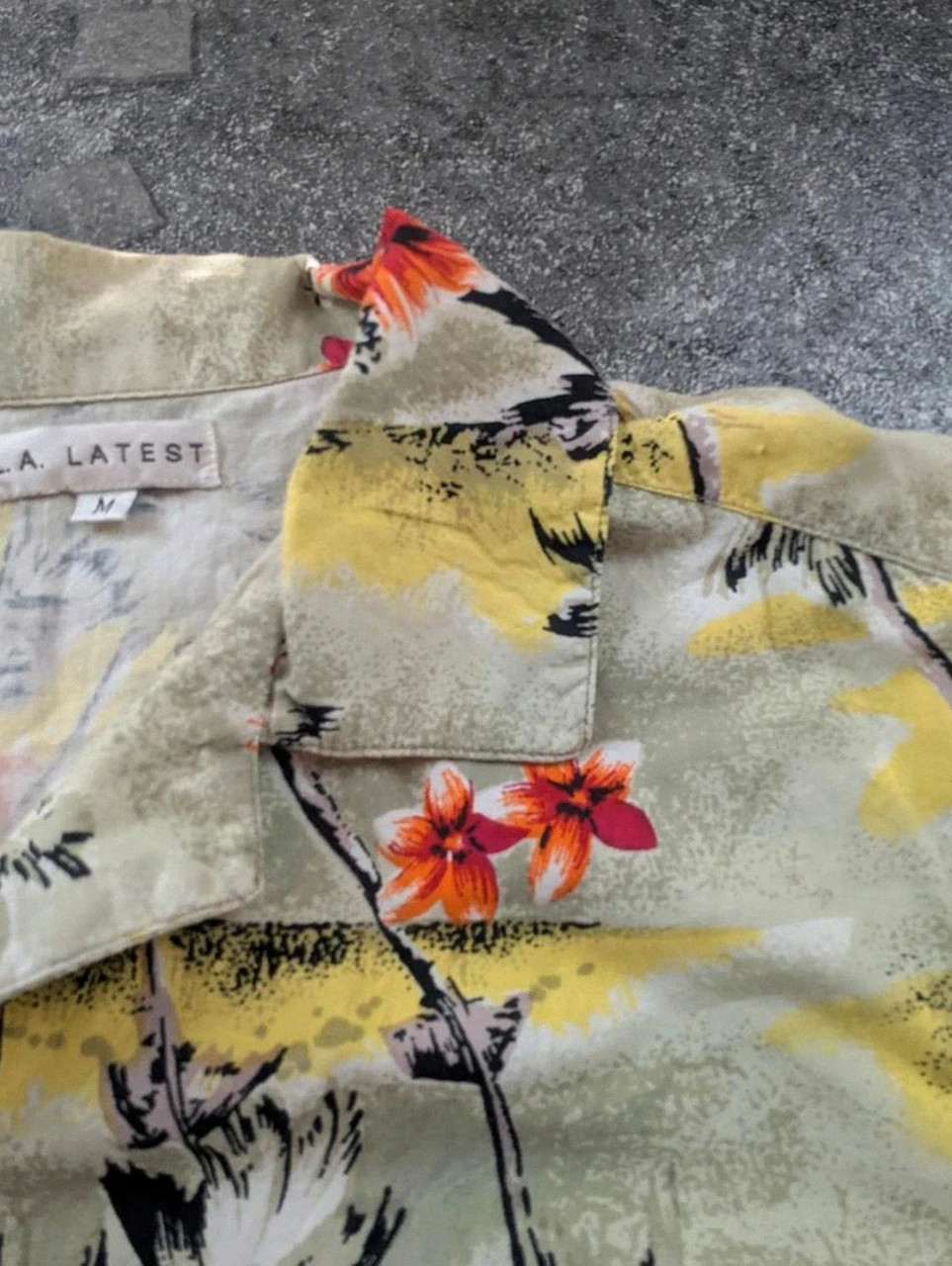 Chemise hawaïenne La Latest vintage tropical floral aloha coton beige orange taille M 🌺 – Vintage Dressing – taille M 4