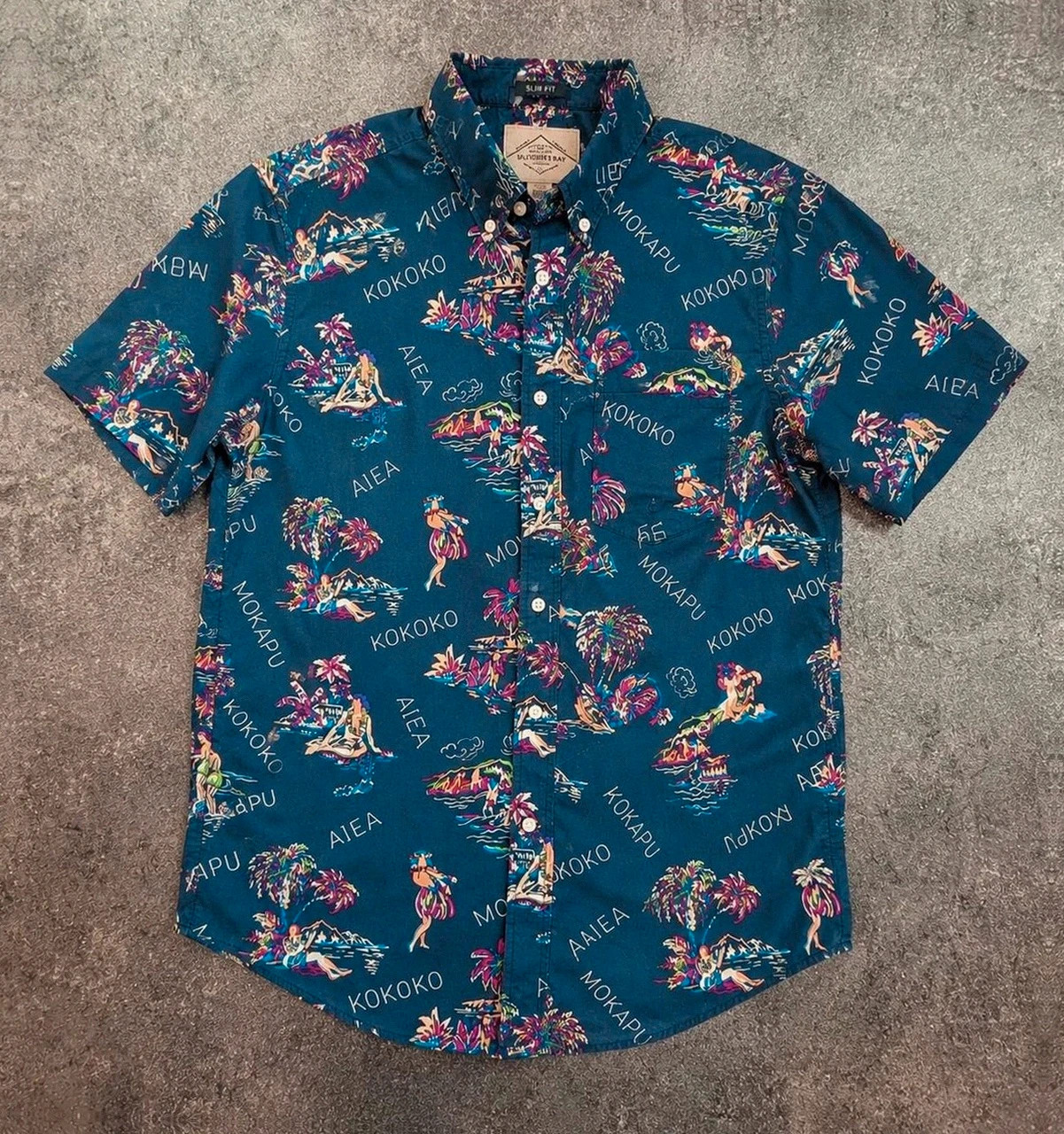 Chemise hawaïenne St John’s Bay slim fit L coton motif aloha surf vintage – Vintage Dressing – taille L